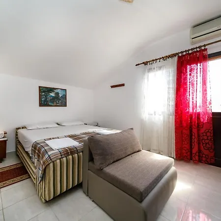 Marie I Nikola Homestay szállás