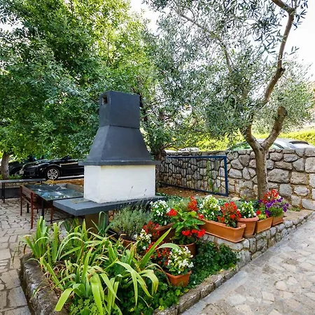 Marie I Nikola Homestay szállás *